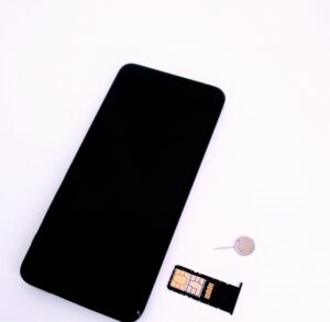 【デュアルSIM】auと最強の組み合わせは？厳選した格安SIM8選！